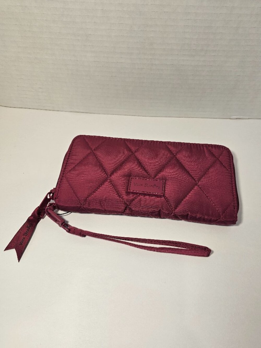 NWT Vera Bradley Ultralight RFID Accordion Wristlet Cabernet Wallet Red Burgundy